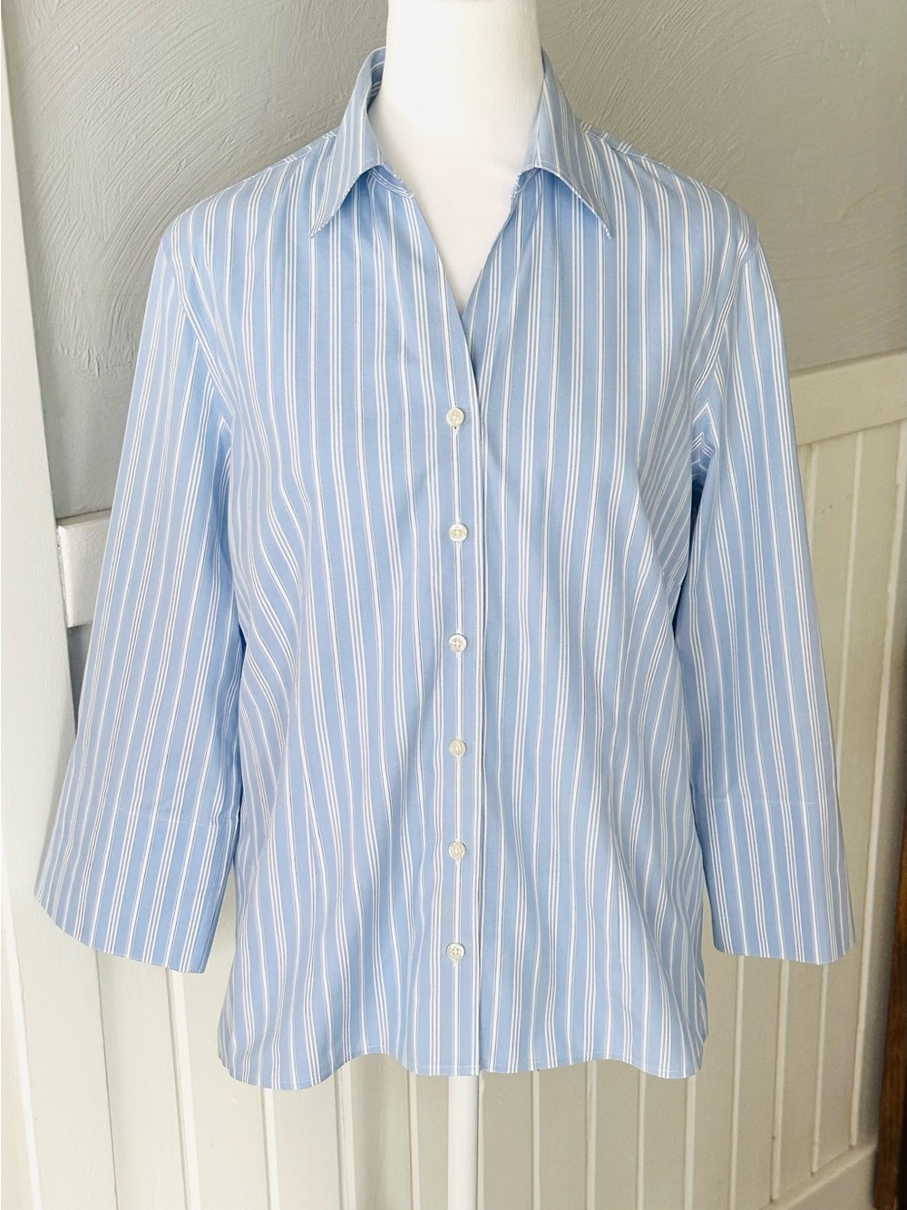 Lands' End No Iron Pinpoint Oxford Shirt 14P Light Blue White Stripe 100% Cotton